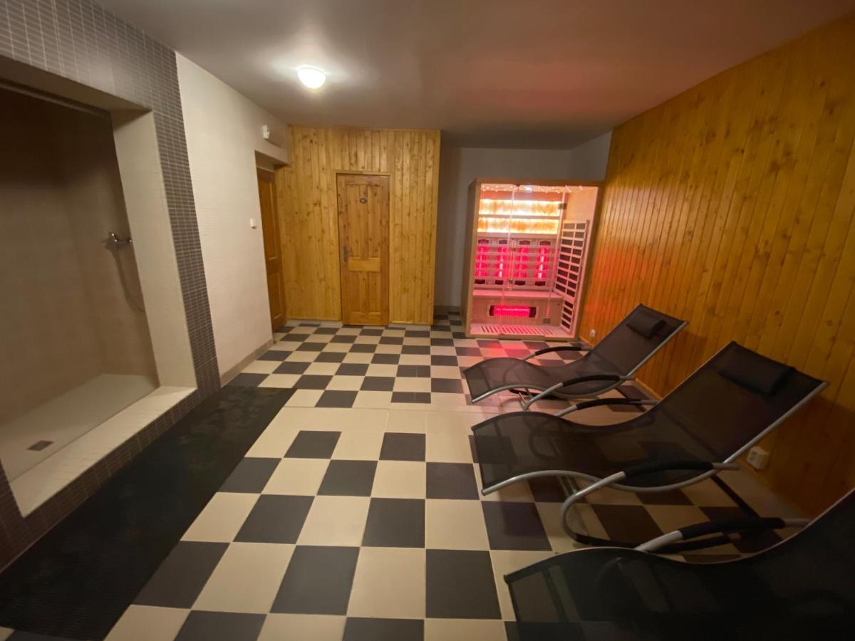 Hotel Tatransky Dom Sk Veľký Slavkov Exterior foto